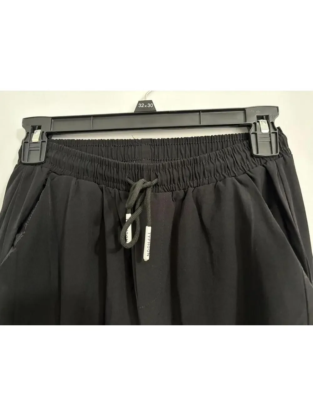 Typhoon NWOT Women's Pull On Joggers Pants Black Size M Lightweight Pockets - Picture 3 of 8